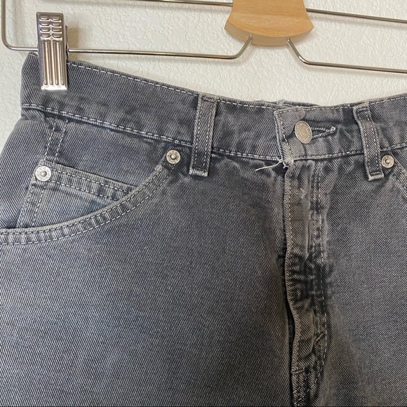 Levi’s Cheeky Cut Off Booty Short Festival Black Cutoffs - Picture 3 of 6